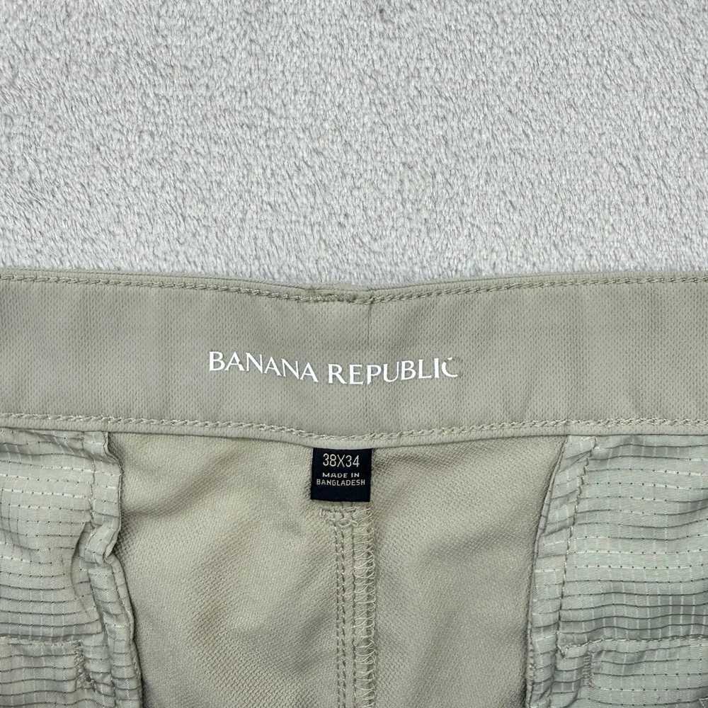 Banana Republic Performance Pants Mens 38x34 Olive Khaki Tech Chinos 1557516